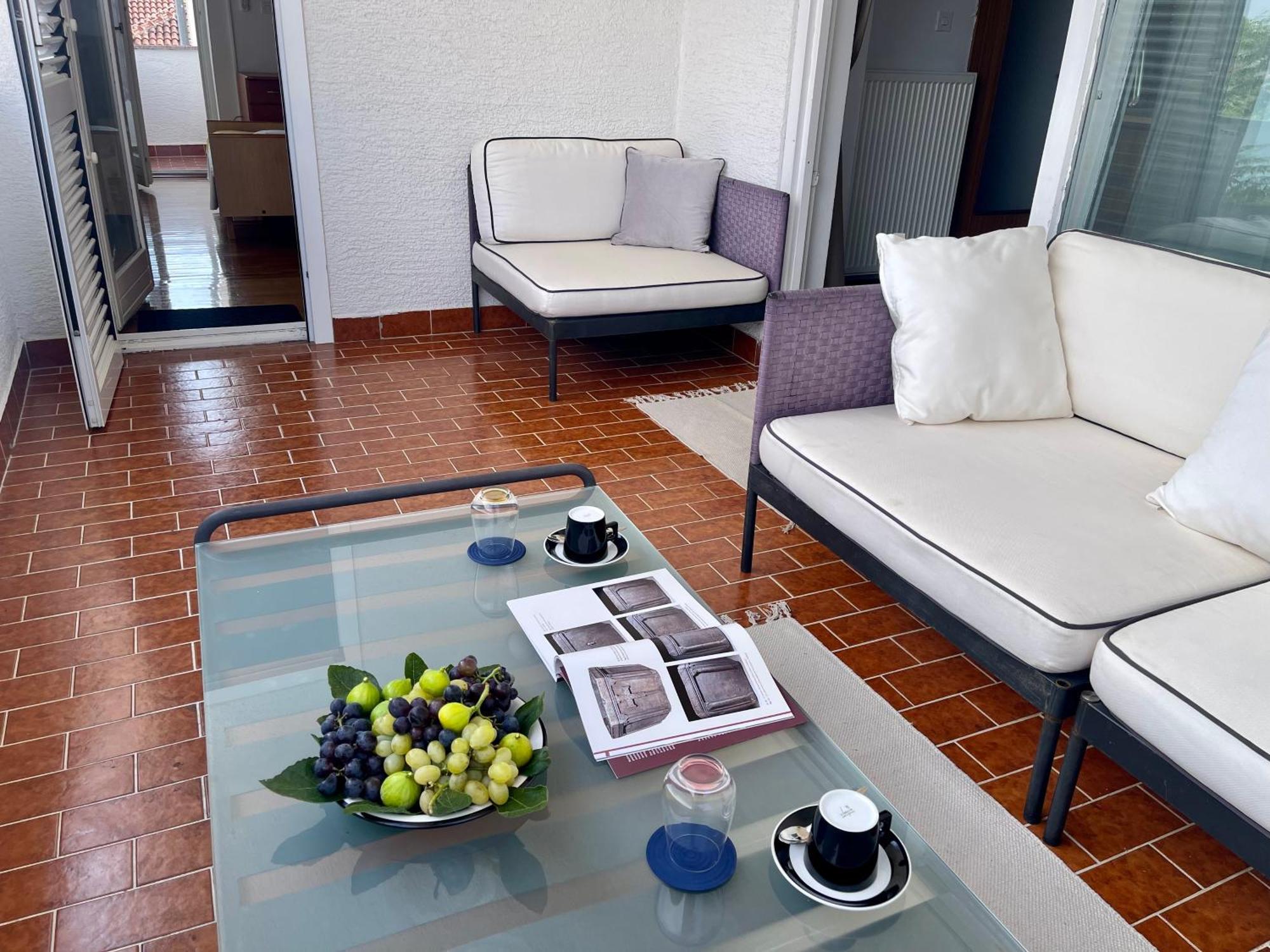 Ana Guest House Nin Exterior photo